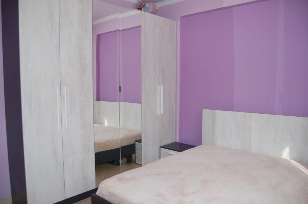 Marina Apartment Vlorë エクステリア 写真